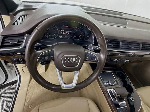 2017 Audi Q7 3.0T Premium Plus
