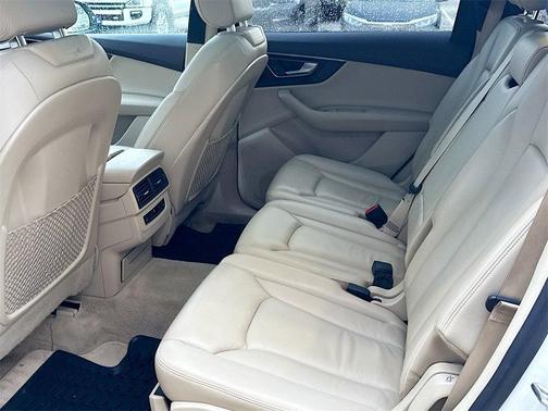 2017 Audi Q7 3.0T Premium Plus