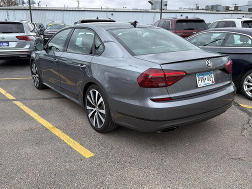 Platinum Gray Metallic w/ Black Roof 2018 Volkswagen Passat 3.6L V6 GT