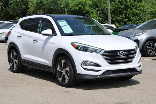Winter White 2016 Hyundai TUCSON Limited
