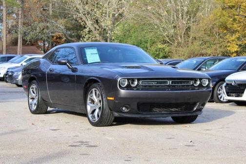 2015 Dodge Challenger SXT Plus