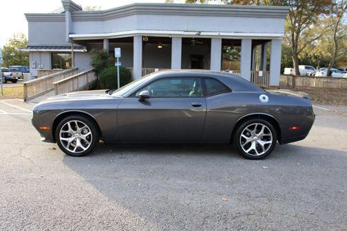 2015 Dodge Challenger SXT Plus