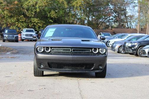 2015 Dodge Challenger SXT Plus