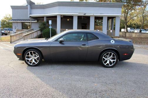 2015 Dodge Challenger SXT Plus