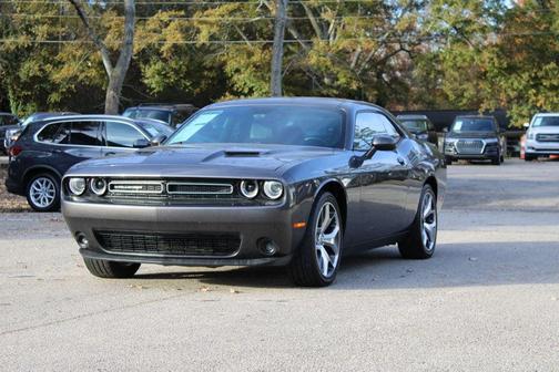 2015 Dodge Challenger SXT Plus