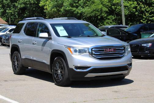 Quicksilver Metallic 2018 GMC Acadia SLT-1