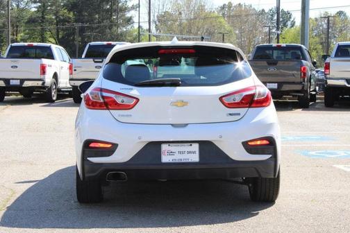 Summit White 2017 Chevrolet Cruze Premier