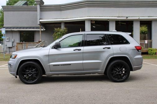 Billet Silver Metallic Clearcoat 2017 Jeep Grand Cherokee Altitude