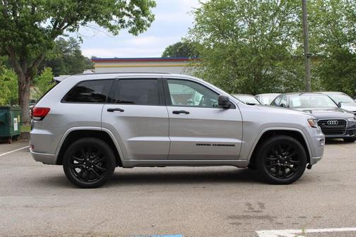 Billet Silver Metallic Clearcoat 2017 Jeep Grand Cherokee Altitude