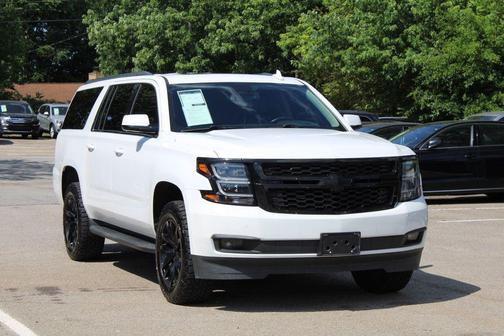 Summit White 2018 Chevrolet Suburban LT