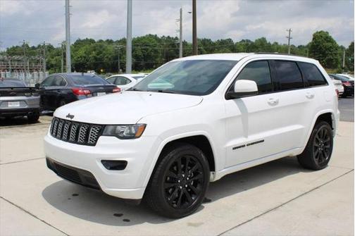 2018 Jeep Grand Cherokee Altitude