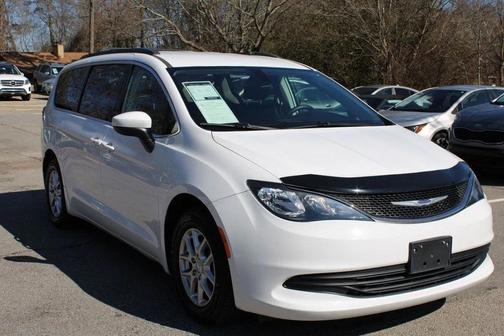 2020 Chrysler Voyager LXI
