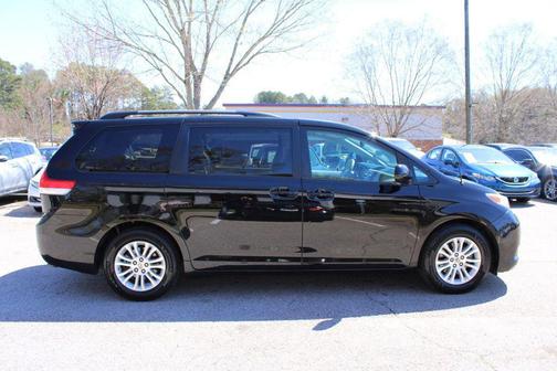 2012 Toyota Sienna XLE