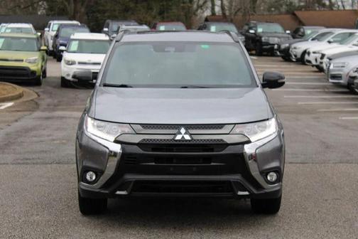 2020 Mitsubishi Outlander LE