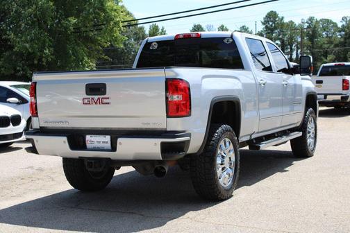 2018 GMC Sierra 2500 Denali