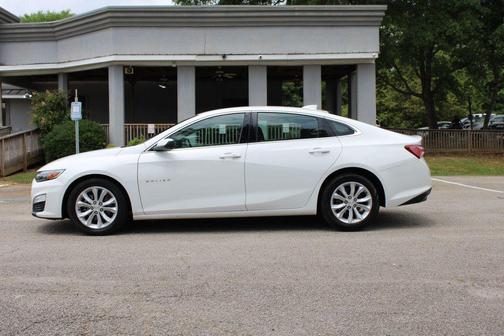 Summit White 2021 Chevrolet Malibu FWD LT