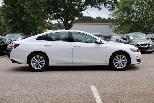 Summit White 2021 Chevrolet Malibu FWD LT