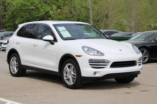 2014 Porsche Cayenne Platinum Edition