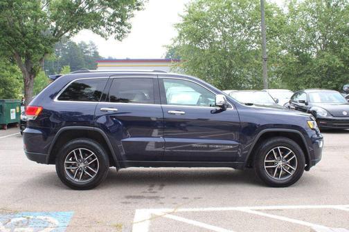 True Blue Pearlcoat 2017 Jeep Grand Cherokee Limited