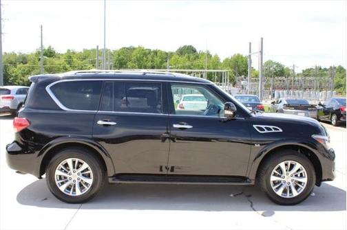 2017 INFINITI QX80 Base