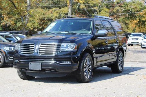 2015 Lincoln Navigator Base