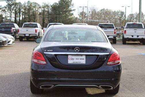 2016 Mercedes-Benz C-Class Luxury