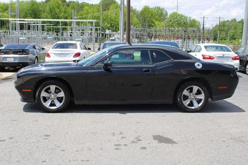 2016 Dodge Challenger SXT