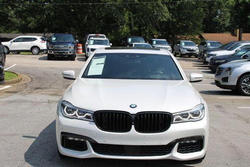 2018 BMW 750 I