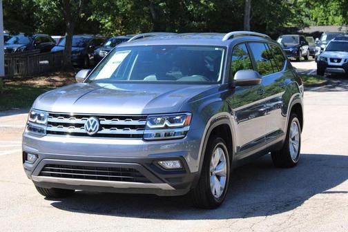 Platinum Gray Metallic 2019 Volkswagen Atlas 2.0T SE w/Technology