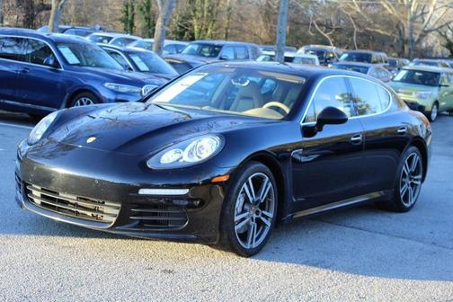 2014 Porsche Panamera 4