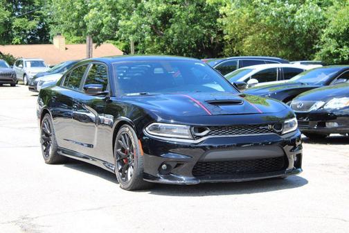 Pitch Black Clearcoat 2019 Dodge Charger Scat Pack