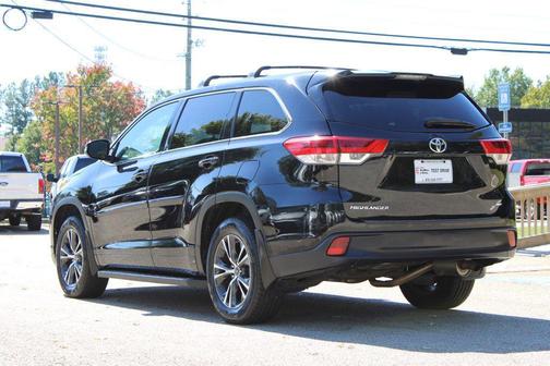 2018 Toyota Highlander LE