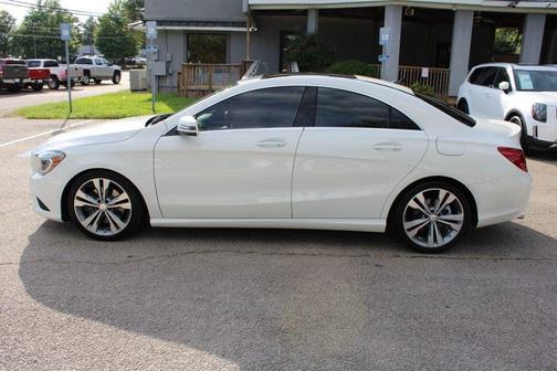 2015 Mercedes-Benz CLA-Class Base