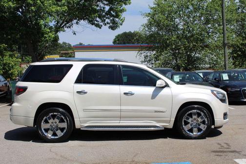 White Diamond Tricoat 2015 GMC Acadia Denali