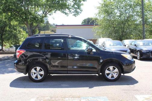 Crystal Black Silica 2016 Subaru Forester 2.5i Premium