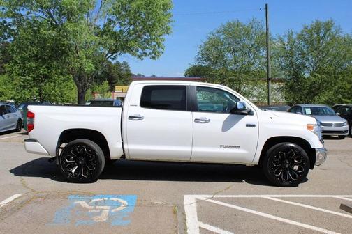 Super White 2017 Toyota Tundra Limited