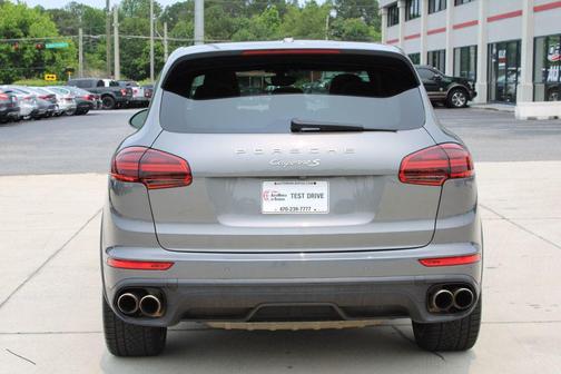 2018 Porsche Cayenne S