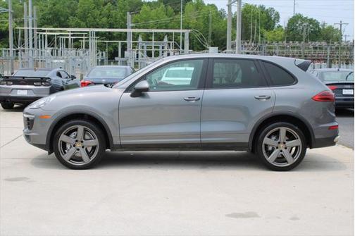 2018 Porsche Cayenne S