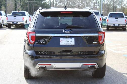2017 Ford Explorer Platinum