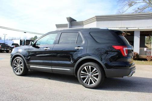 2017 Ford Explorer Platinum