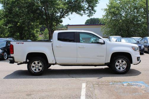 Summit White 2019 Chevrolet Colorado WT