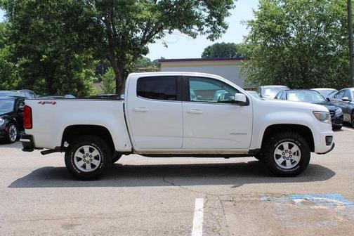 Summit White 2019 Chevrolet Colorado WT