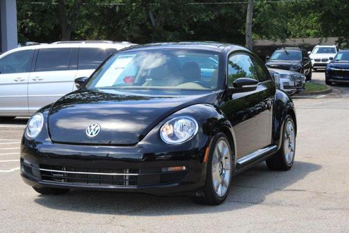 Black Uni 2016 Volkswagen Beetle 1.8T SEL