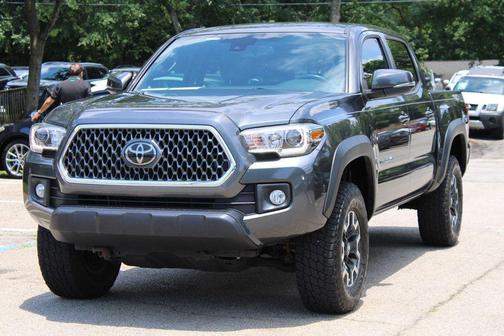 Magnetic Gray Metallic 2018 Toyota Tacoma TRD Off Road