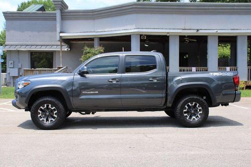 Magnetic Gray Metallic 2018 Toyota Tacoma TRD Off Road