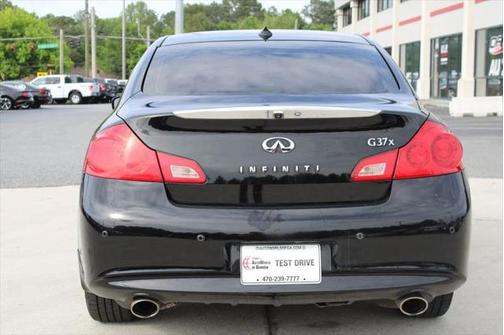 2011 INFINITI G37x Base