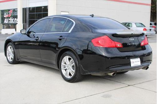 2011 INFINITI G37x Base