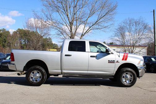 2018 RAM 2500 Tradesman Crew Cab 4x4 6'4' Box
