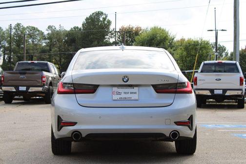 2019 BMW 330 330i