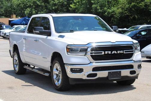 Bright White Clearcoat 2021 RAM 1500 Big Horn/Lone Star